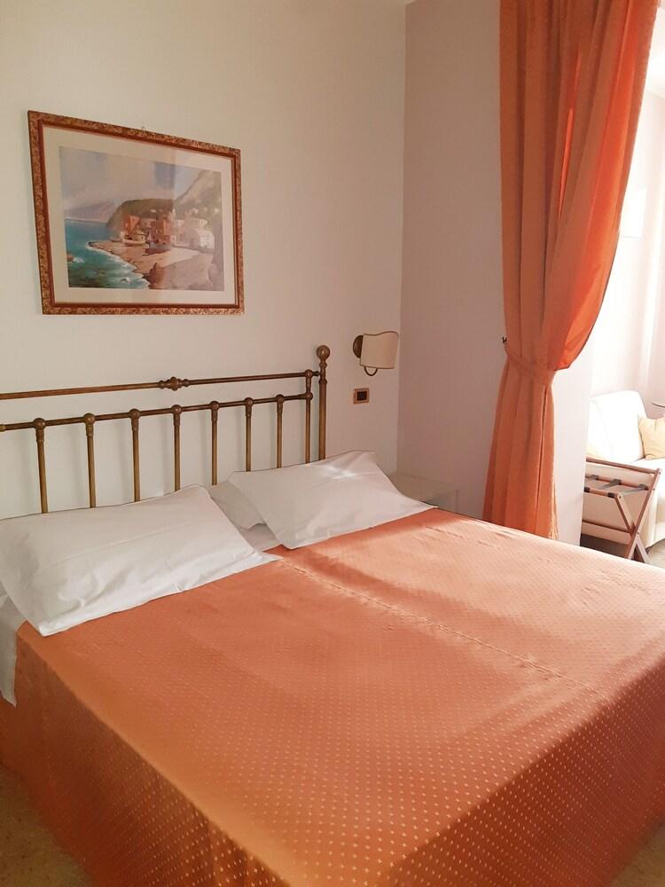 Andromaco Palace Hotel Taormina Exterior foto